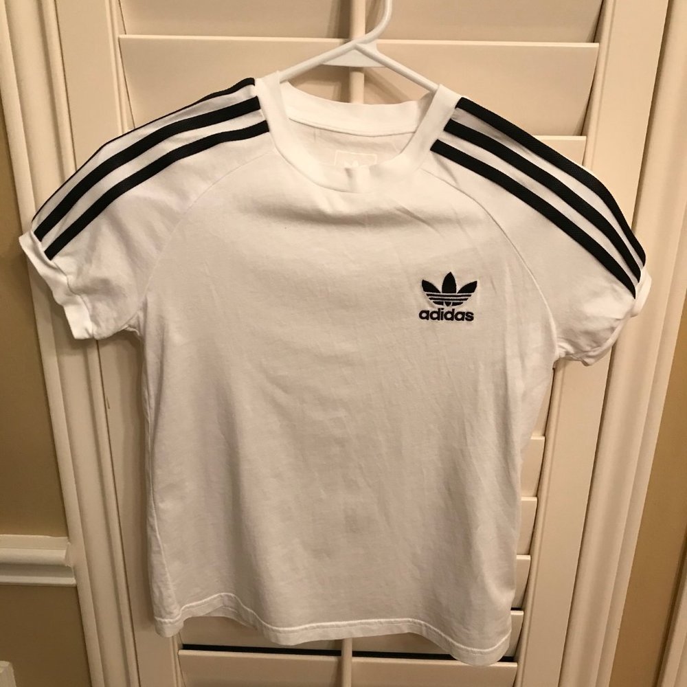 Adidas t-shirt